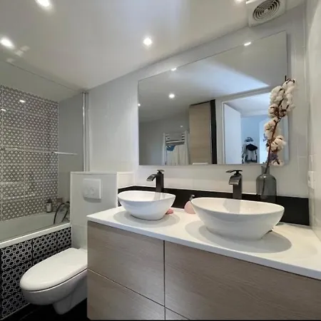 Apartment 3p En Bord De Terrasse Parking *